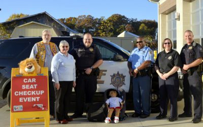 Lions & Church of the Ascension Donate Car Seats to COPS